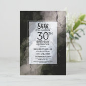Stilvolle Marmorüberraschung 30. Geburtstag Party Einladung (Stehend Vorderseite)