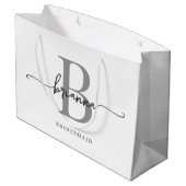 Stilvolle Minimal White Gray Monogram Girly Script Große Geschenktüte (Rückseite Schrägansicht)