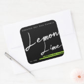 Stilvolle Minimalistische Candle Label Black Lemon Quadratischer Aufkleber (Umschlag)