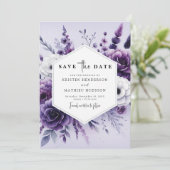 Stilvolle Minimalistische Lila Blumenhochzeit Save The Date (Stehend Vorderseite)