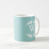 Stilvolle Mint Green Monogram Kaffeetasse (VorderseiteRechts)