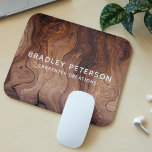 Stilvolle moderne Holzschnitzerei Mousepad<br><div class="desc">Stilvolle Mouse Pad Modern Mouse Mouse Modern Modern Modern aus Holz mit einem Holzmöbelmuster mit einem Overlay Ihres Namens und Ihrer Firma oder Bezeichnung auf der Vorderseite. Personalisieren Sie diese,  indem Sie den Text in dem dafür vorgesehenen Textfeld bearbeiten.</div>