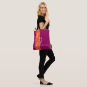 Stilvolle Mongram Text Design Shopping Bag Tasche (Am Model)