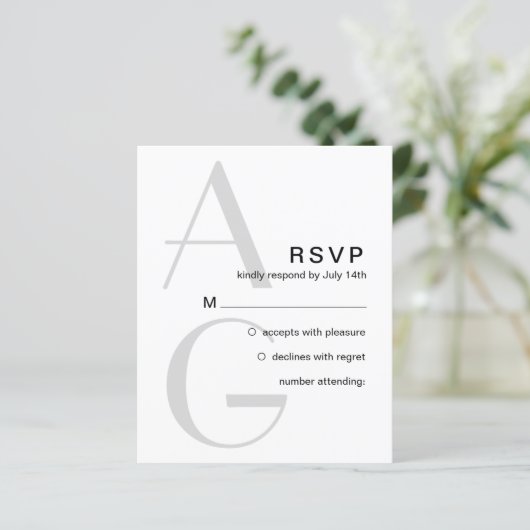 Stilvolle Monogram. Einfache moderne Hochzeit RSVP (Stehend Vorderseite)