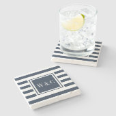 Stilvolle Monogram Initials Navy Blue White Stripe Steinuntersetzer (Seitenansicht)