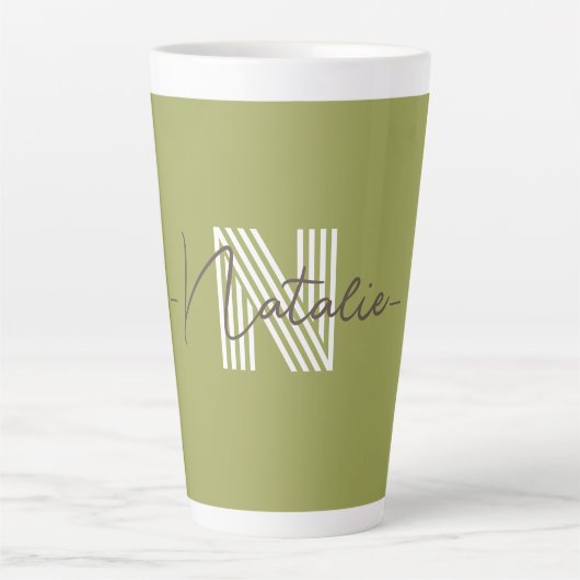 Stilvolle Monogramm-Initial- und Kalligraphie-Oliv Milchtasse (Vorderseite)