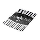 Stilvolle Musiknoten Treble Clef und Piano Keys Badematte (Schrägansicht)