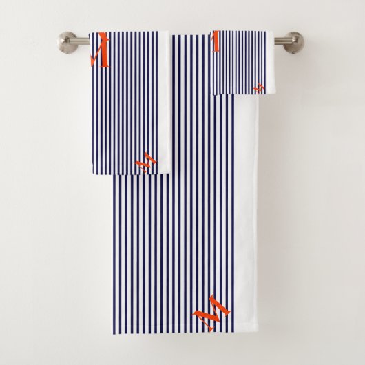 Stilvolle Navy und Weiße Vertikale gestreift Badhandtuch Set (Insitu)