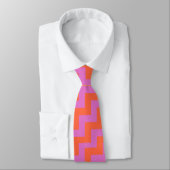 Stilvolle Necktie mit Zing, Pink und Orange Zigzag Krawatte (Gebunden)