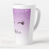 Stilvolle Pink & Black Eyelashes beim Drippen von Milchtasse (Rechte Ecke)