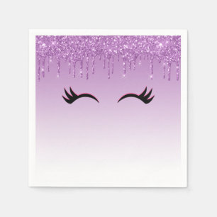 Stilvolle Pink & Black Eyelashes beim Drippen von Serviette