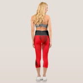 Stilvolle Red Black Art Deco Yoga Übung Capri Leggings (Rückseite)