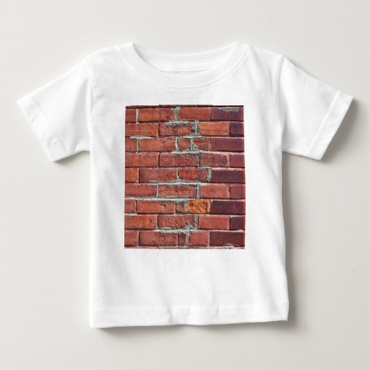 Stilvolle Red Textured Brick Wall Baby T-shirt (Vorderseite)
