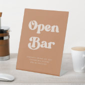 Stilvolle Retro-Brown Zucker Hochzeit Offene Bar Sockelschild (In SItu)