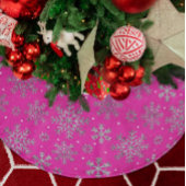 Stilvolle Rosa Weihnachten mit eleganten Schneeflo Polyester Weihnachtsbaumdecke