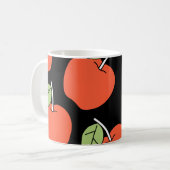 Stilvolle rote Äpfel: Helles Muster Kaffeetasse (Vorderseite Links)