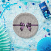 Stilvolle schillernde Sequins, lila Bogen u. Band Pappteller (Party)