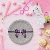 Stilvolle schillernde Sequins, lila Bogen u. Band Pappteller (Party)