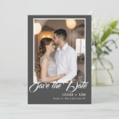 Stilvolle Schrift Grau und Weiß | FOTO Save The Date (Stehend Vorderseite)