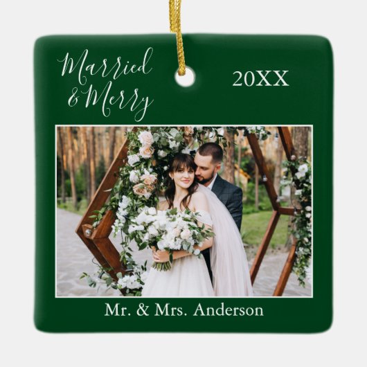 Stilvolle Schrift Verheiratet und Merry Wedding Gr Keramikornament (Vorderseite)
