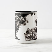 Stilvolle Schwarz-weiße Tasse (Mittel)