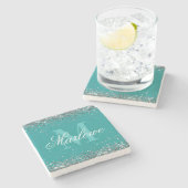 Stilvolle Silver Glitzer Aquamarin Monogram Steinuntersetzer (Seitenansicht)