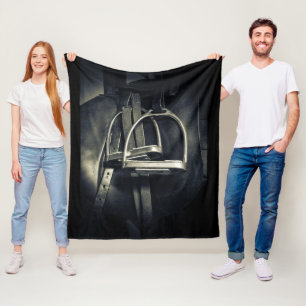 Stilvolle Silver Stirrups auf English Riding Saddl Fleecedecke