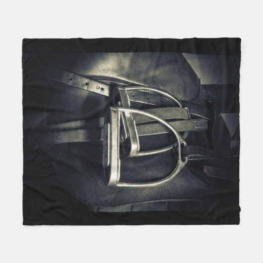 Stilvolle Silver Stirrups auf English Riding Saddl Fleecedecke (Vorderseite (Horizontal))