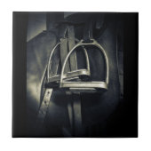 Stilvolle Silver Stirrups auf English Riding Saddl Fliese (Vorderseite)