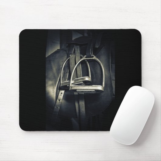Stilvolle Silver Stirrups auf English Riding Saddl Mousepad (Mit Mouse)