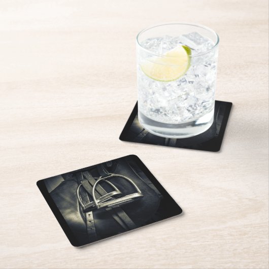 Stilvolle Silver Stirrups auf English Riding Saddl Rechteckiger Pappuntersetzer (Vor Ort)