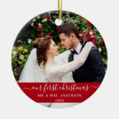 Stilvolle Skripte Unser erstes Weihnachtsrot Keramik Ornament (Vorne)