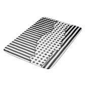 Stilvolle Streifen Unregelmäßige Fliesen Schwarz & Badematte (Schrägansicht)