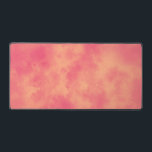 Stilvolle Sturmwolke-Effekt Peach Orange Schreibtischunterlage<br><div class="desc">Ein einfaches Muster, das durch Schichten gesprenkelter Punkte geschaffen wurde, die sich überschneiden und eine Reihe von Patches bilden, die Sturmwolken ähneln. Diese abstrakte Kulisse wäre das perfekte Geschenk für einen geliebten Menschen, um einen Bürobereich zu personalisieren, entweder auf Zuhause oder am Arbeitsplatz, um einen neuen Job zu feiern, Ihren...</div>