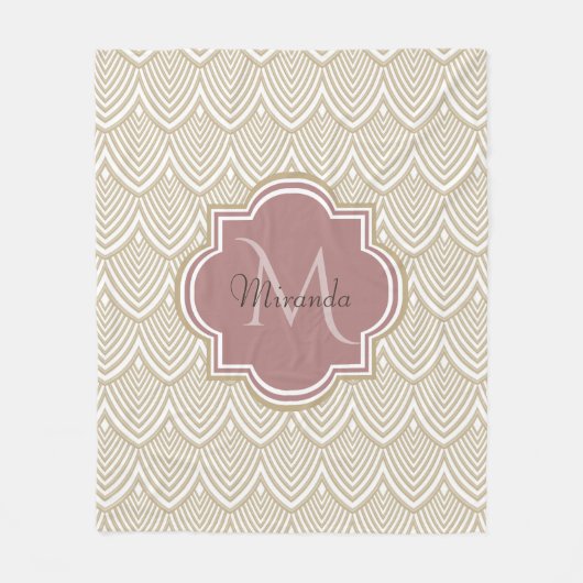 Stilvolle Tan Arched Scallops Mauve Monogram Name Fleecedecke (Vorderseite)