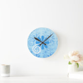 Stilvolle türkisblaue Flora Retro Daisy Blume Runde Wanduhr (Zuhause)
