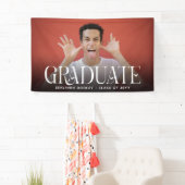 Stilvolle Typografy Overlay Foto Graduate Banner (Insitu)
