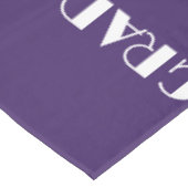 Stilvolle violette Typografie Tischdecke (Schrägansicht)