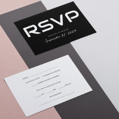Stilvolle White Script Wedding RSVP Karte auf schw