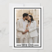 Stilvolle zeitgenössische Schwarz-Weiß-Hochzeit Einladung (Rückseite)