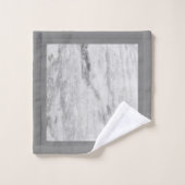 Stilvoller grauer Marmordruck Badhandtuch Set (Waschlappen)