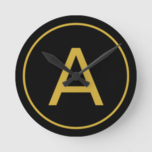 Stilvoller Monogramm Anfangsbuchstabe in Goldfarbe Runde Wanduhr