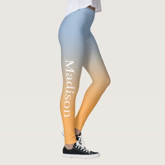 Stilvoller Name auf Light Blue to Orange Gradient Leggings (Rechts)