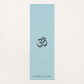 Stilvoller Name Monogram Om Symbol Blue Glow Yogamatte (Vorderseite)