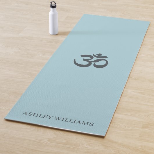 Stilvoller Name Monogram Om Symbol Blue Glow Yogamatte (Beispiel)