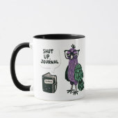 Stilvoller Pfau mit Brille - "Shut Up, Journal" Tasse (Links)