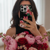 Stilvoller schwarzer und rosa floraler Wasserfarbe iPhone Hülle
