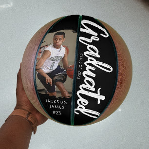 Stilvolles Abschlussfoto mit gebürstetem Effekt Basketball
