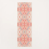 Stilvolles barockes Muster in Rosa Rot von Weiß Yogamatte (Vorderseite)