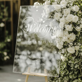 Stilvolles Begrüßungsschild mit weißer Kalligrafie Acrylschild